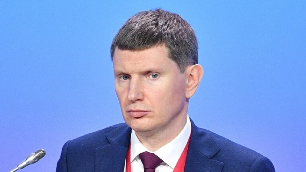 وزير: تكلفة دعم اقتصاد روسيا الإجمالية بلغت 3.3 تريليون روبل