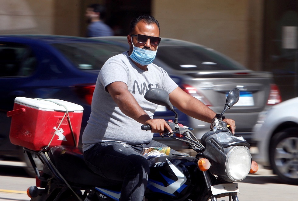 مصر.. 19 حالة وفاة و910 حالة جديدة مصابة بفيروس كورونا المستجد