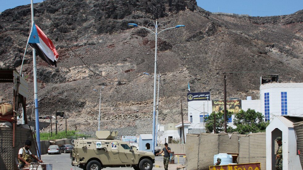 مراسلنا: اغتيال مراسل وكالة فرانس برس نبيل القعيطي في مدينة عدن اليمنية