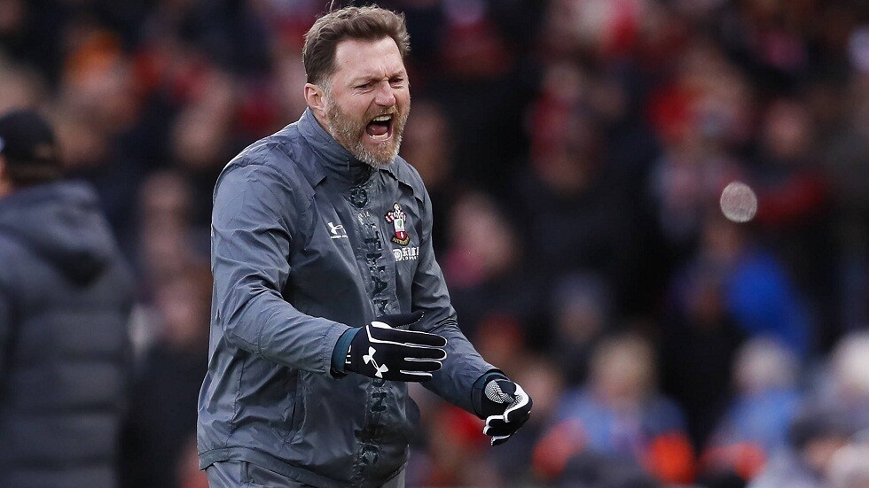 ساوثهامبتون يمدد عقد مدربه لأربعة أعوام