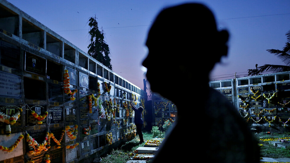 خرج من القبر بعد أن دفن حيا!