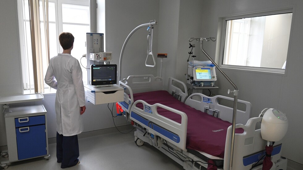 خرج من غيبوبة عميقة وفوجئ بما يجري في العالم