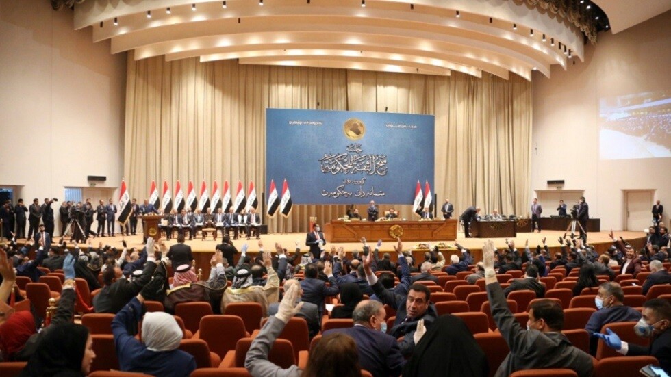 البرلمان العراقي يتسلم أسماء مرشحي الحقائب الشاغرة في حكومة الكاظمي
