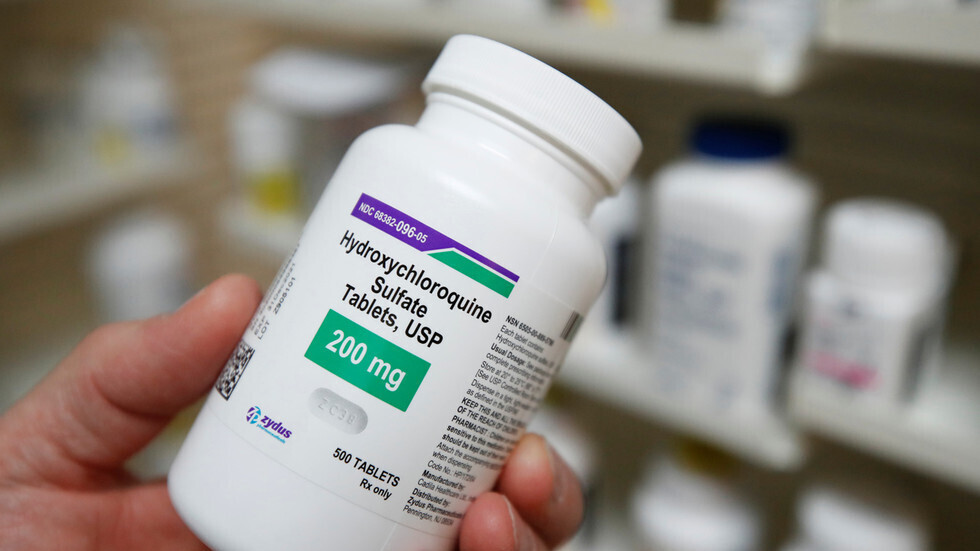 عما يكشف الاندفاع نحو 