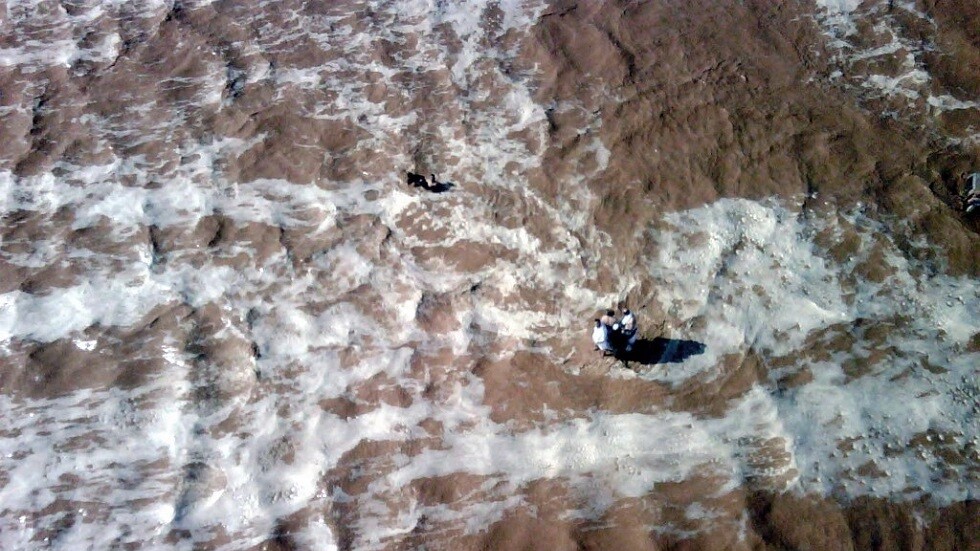 صاعقة تقتل سعوديا وعددا من إبله (صورة)