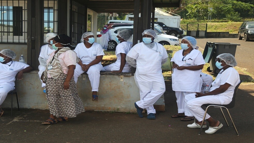 فرنسا.. انخفاض عدد الوفيات اليومي بفيروس كورونا