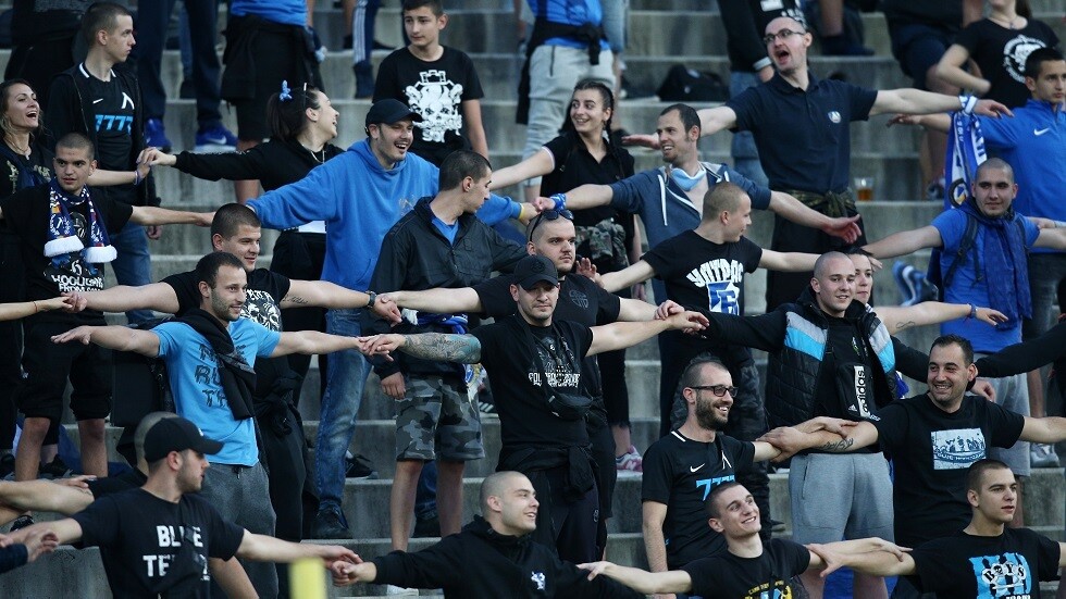 انتهاكات في عودة دوري الأضواء البلغاري