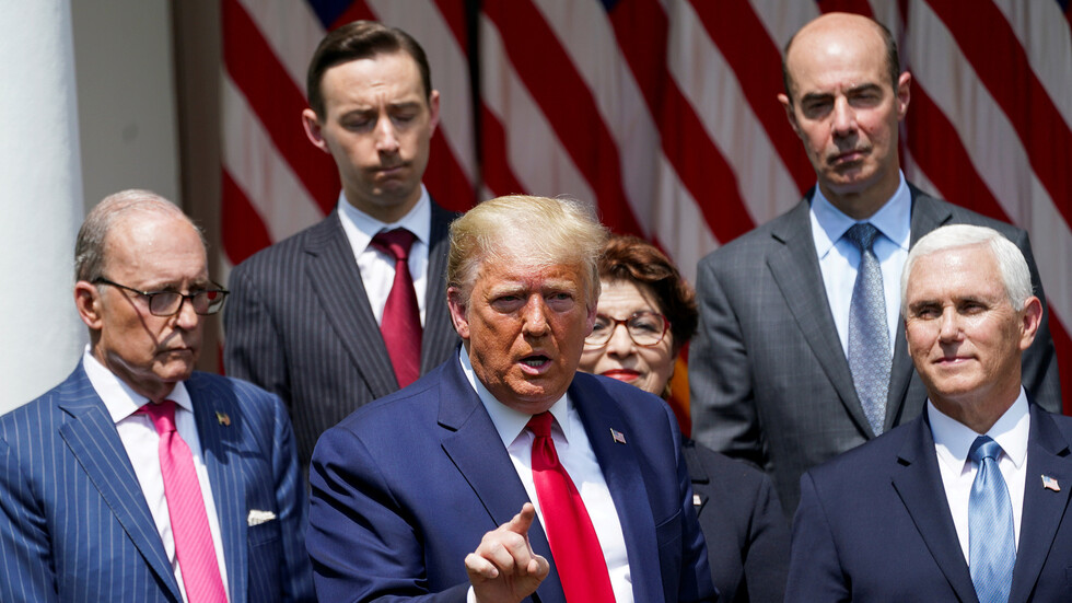 ترامب: تجاوزنا الجائحة غالبا وكل قراراتنا كانت صحيحة