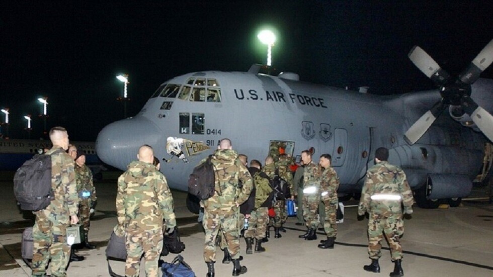 رئيس الوزراء البولندي يأمل بنقل عسكريين أمريكيين من ألمانيا إلى بلاده