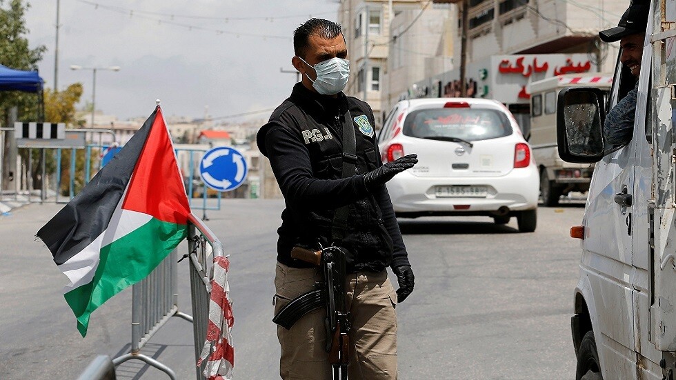 موقع عبري يؤكد إحباط الأمن الفلسطيني هجوما استهدف الجيش الإسرائيلي ومسؤول فلسطيني ينفي