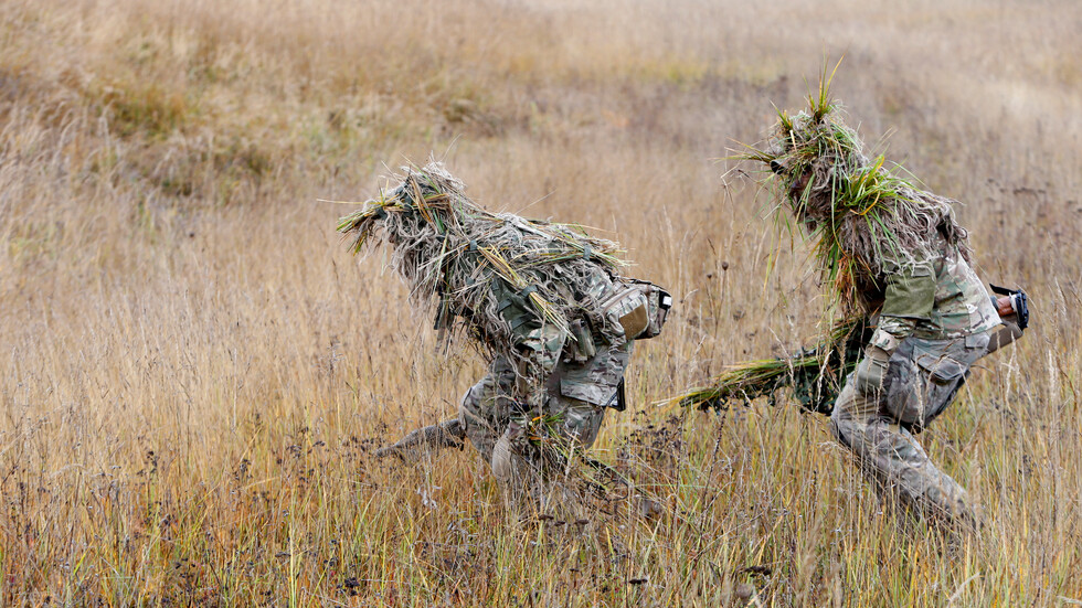 الموقف من أمريكا يقسم أوروبا إلى معسكرين
