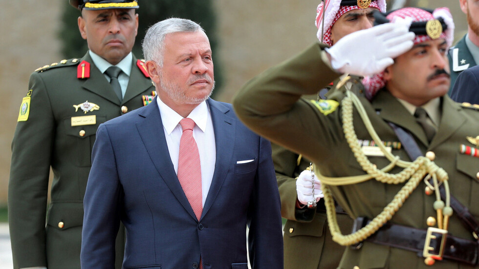 الأردن يحيي عيد الجلوس الملكي الـ21