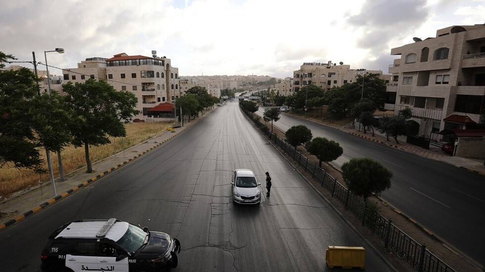 الأردن.. حبس 18 مصريا خالفوا أوامر الدفاع بالمملكة