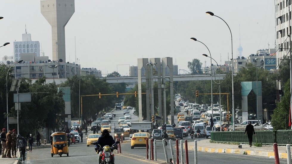 العراق.. دعوات للاحتجاج بعد أنباء عن استقطاع من رواتب المتقاعدين