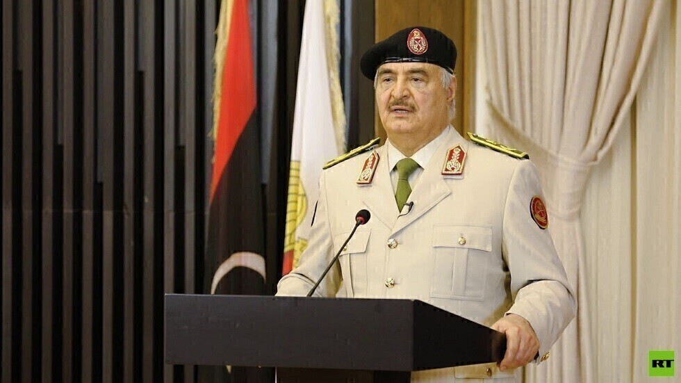 الولايات المتحدة: نحقق في التقارير حول زيارة حفتر لفنزويلا