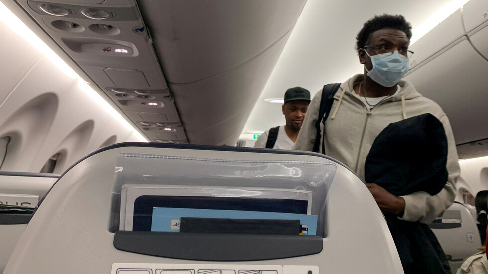 صور تكشف طرق استعداد المطارات في مصر لعودة الطيران