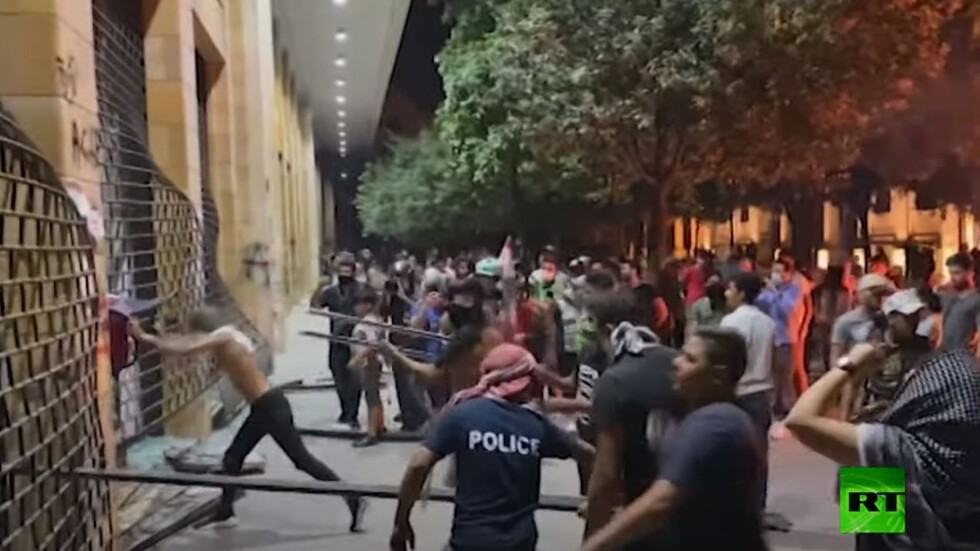 الفوضى تجتاح شوارع بيروت