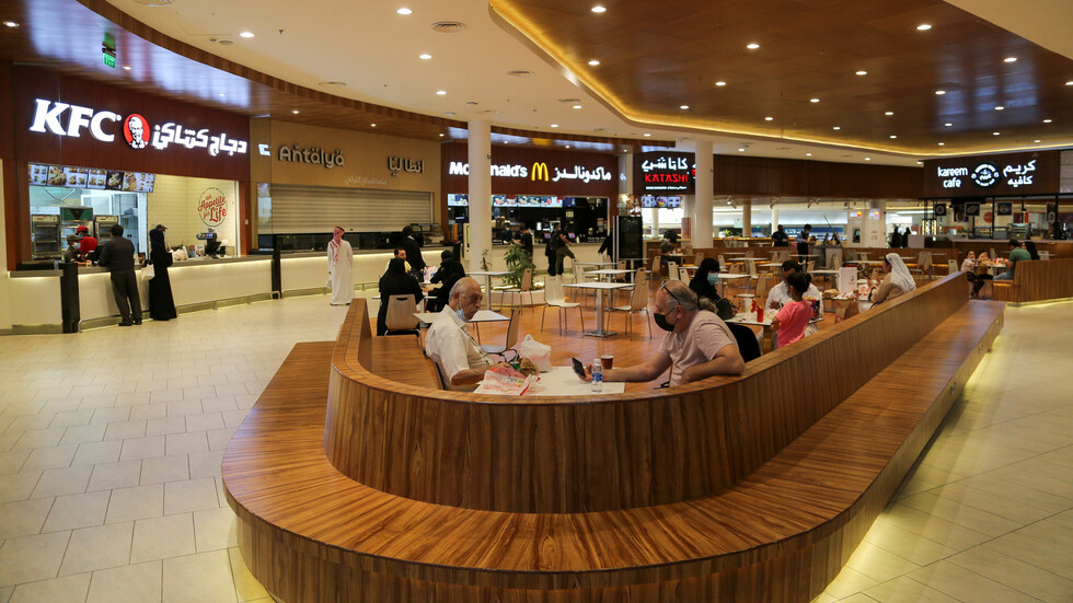 إغلاق مركز تجاري شهير في السعودية بسبب إهمال الإجراءات الاحترازية