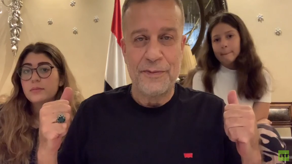 شريف منير يحول أزمة التنمر على بناته إلى قضية رأي عام في مصر