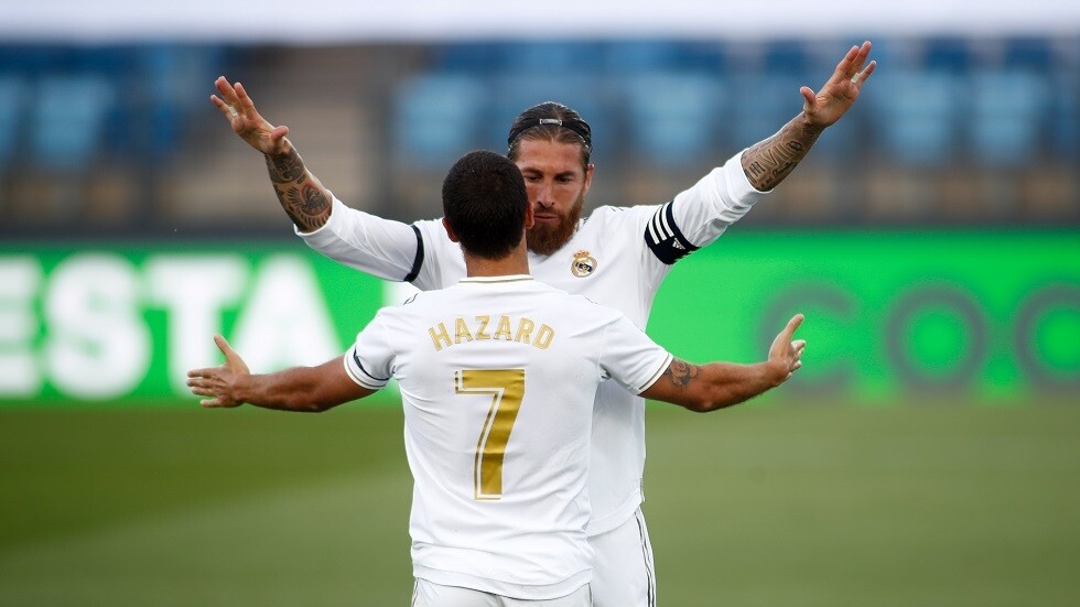 شاهد.. ريال مدريد يقدم هدية ثمينة لمدربه زيدان