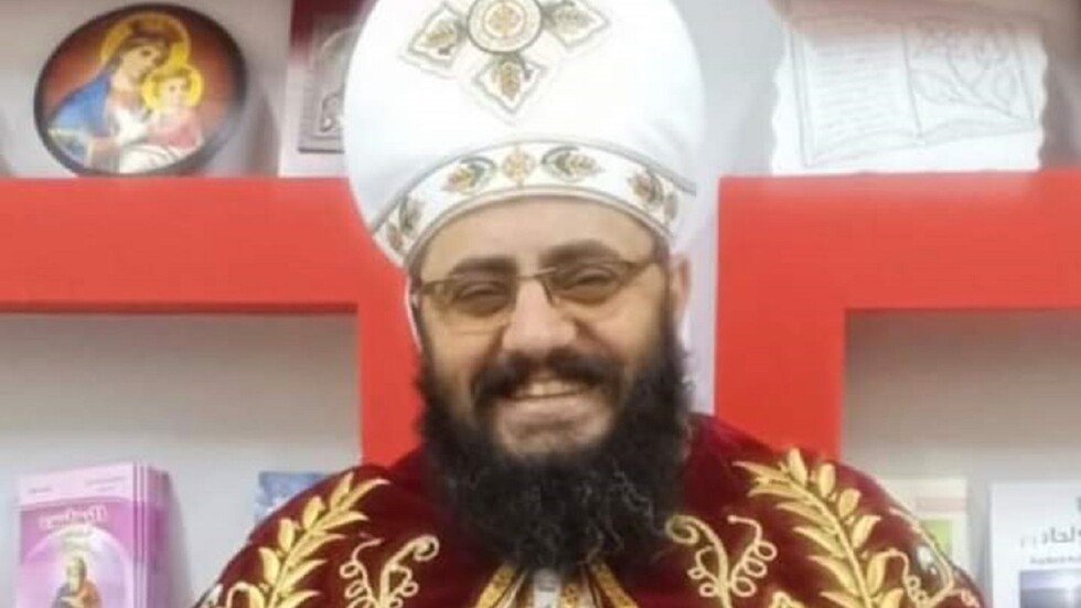 مصر.. الكنيسة القبطية تعلن وفاة أحد كهنتها بعد إصابته بكورونا