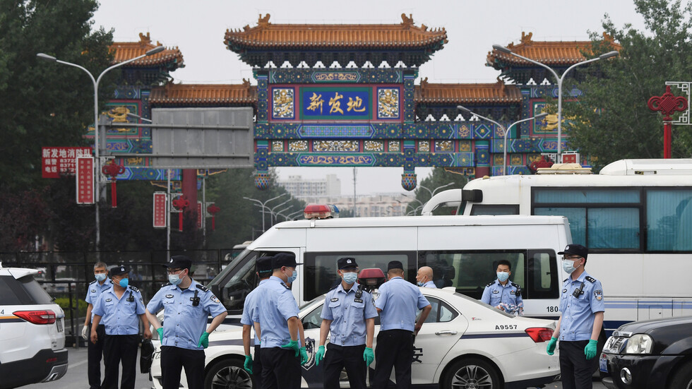 عالم فيروسات صيني: كورونا المكتشف حديثا في بكين أكثر عدوى من الفيروس في ووهان