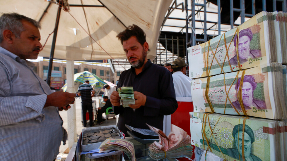 الريال الإيراني عند أدنى مستوى منذ سبتمبر 2018 