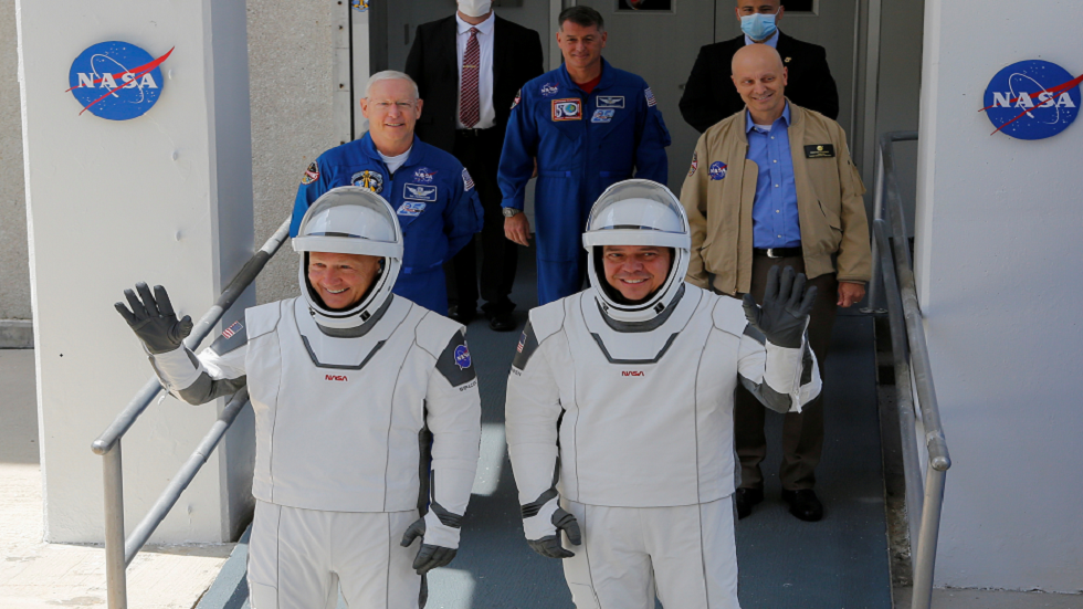 رائد ناسا يكشف عن صورة "ظاهرة" غامضة فوق جنوب المحيط الهادئ