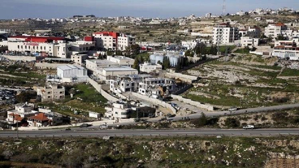 تسجيل 17 إصابة جديدة بفيروس كورونا في محافظة الخليل بالضفة الغربية