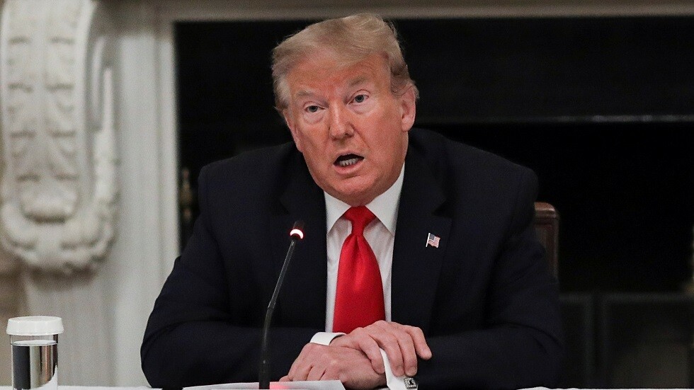 ترامب يجدد تهديداته بقطع العلاقات مع الصين