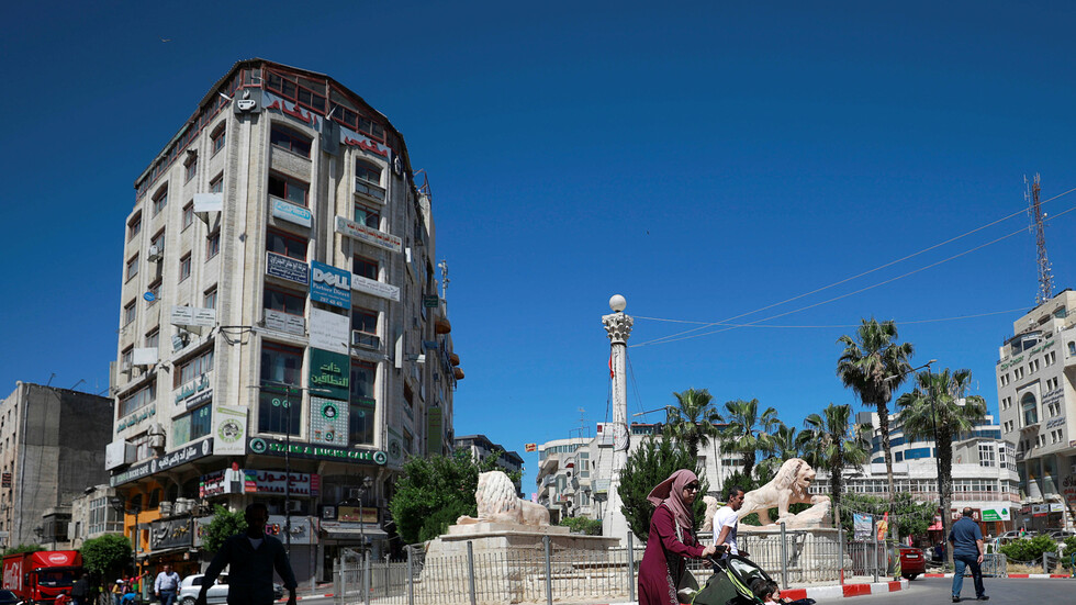 الصحة الفلسطينية تدق ناقوس الخطر وتحذر من كارثة بسبب كورونا