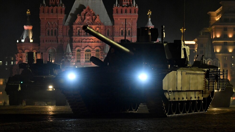 صحيفة روسية: مصر أبدت رغبتها في الحصول على دبابات "أرماتا" الروسية