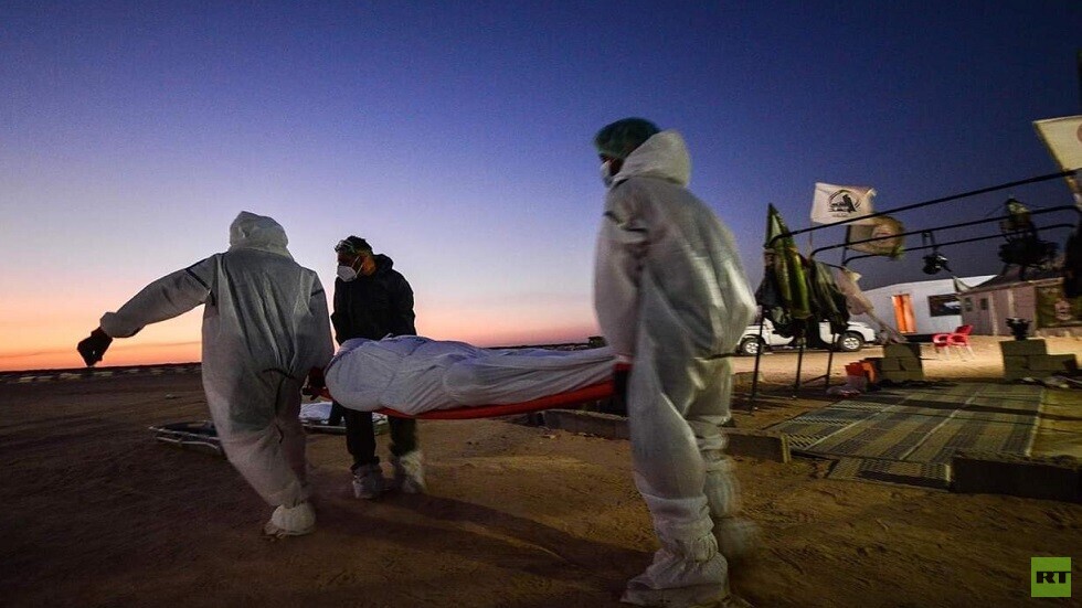 العراق.. دفن 73 جثة لمتوفين بكورونا خلال يوم واحد - صور