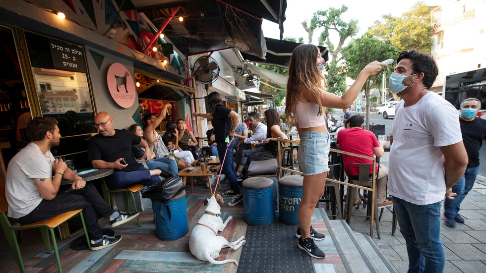 إسرائيل.. أعلى عدد إصابات يومية منذ أبريل وتمديد طوارئ كورونا
