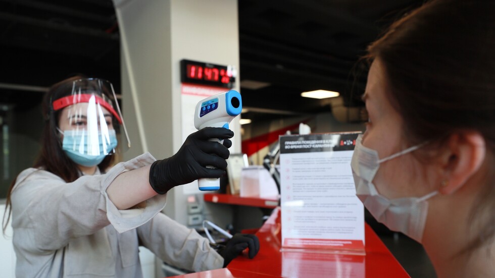 موسكو: انخفاض حصيلة وفيات كورونا اليومية إلى ما دون الـ20