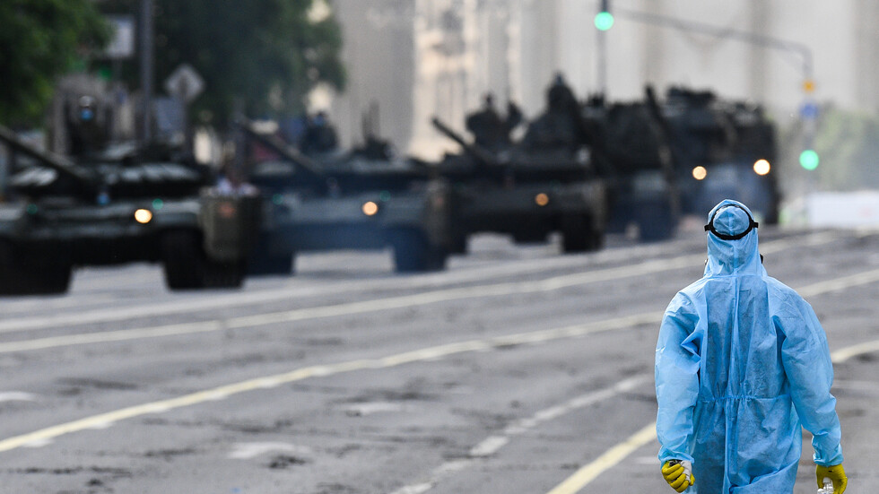 موسكو تسجل قبيل استعراض النصر أدنى حصيلة إصابات بكورونا منذ أوائل أبريل