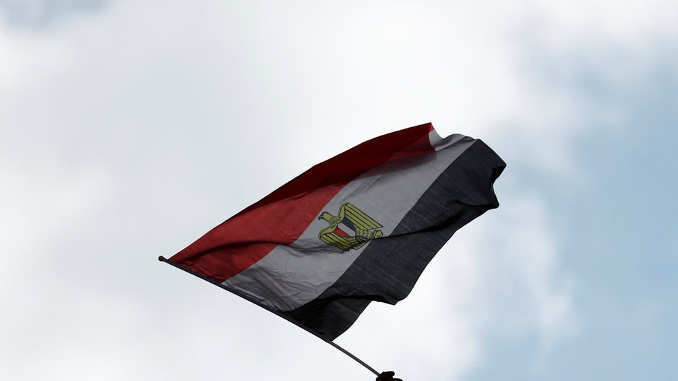 مصر تصدر قرارات جديدة بعد إلغاء حظر التجوال وعودة الحياة لطبيعتها