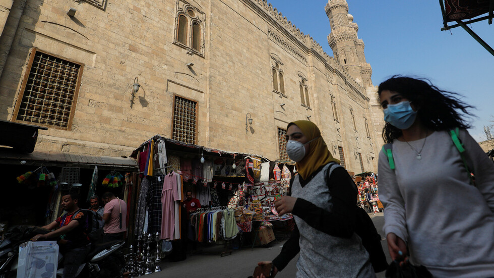 الحكومة المصرية تنفي 13 شائعة في البلاد