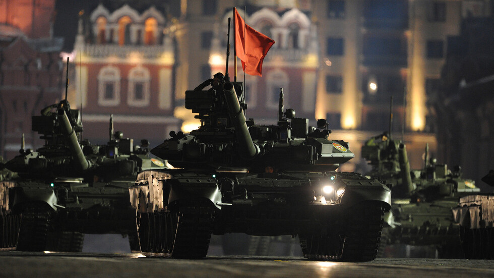 هل حصلت مصر على أحد أقوى الأسلحة البرية الروسية؟ (صور+فيديو)