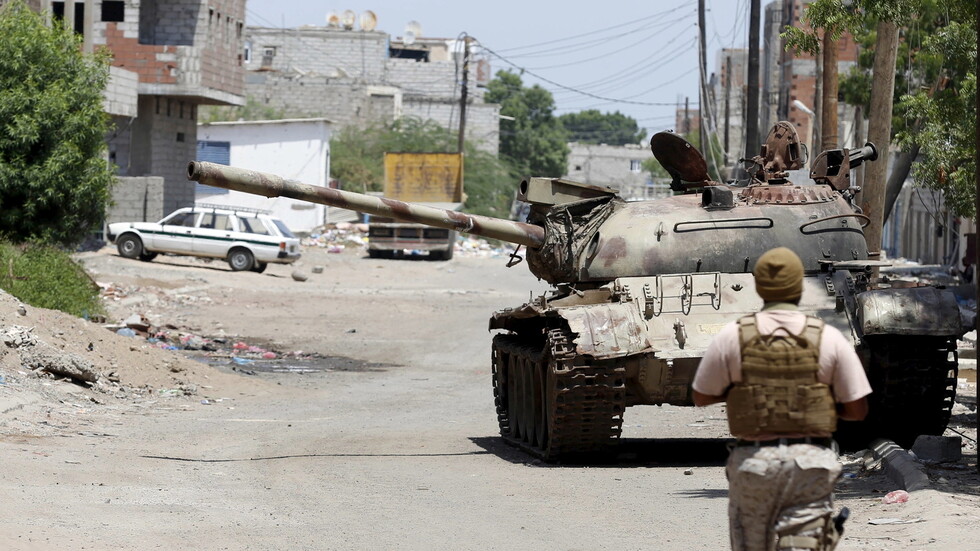 قوات هادي تعلن تدمير مخزون طائرات مسيرة للحوثيين في ضواحي الحديدة