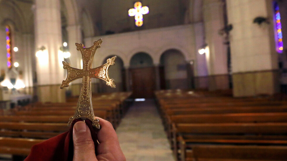 مصر.. الكنيسة تعلن موقفها من إعادة الفتح