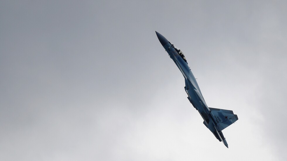 لقطات مثيرة تكشف لحظة تصنيع أقوى مقاتلات روسية ترغب مصر في الحصول عليها