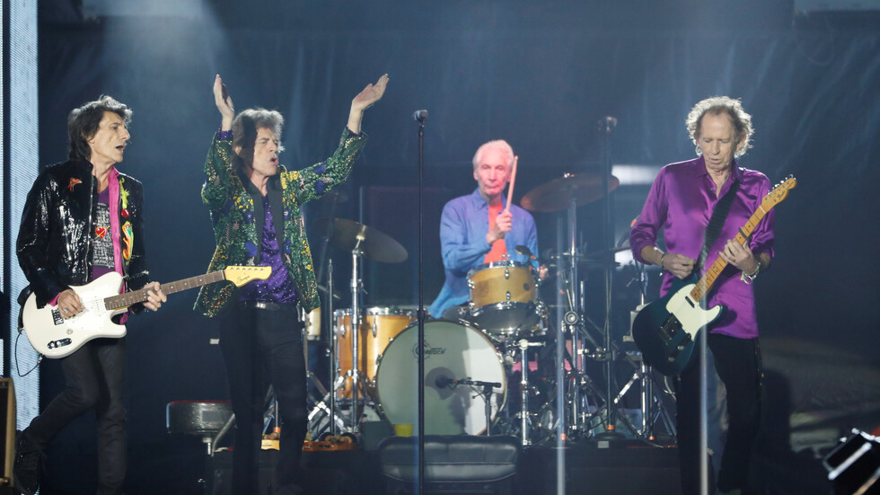 فرقة موسيقية تحذر ترامب من استخدام أغانيها أثناء تجمعاته الانتخابية