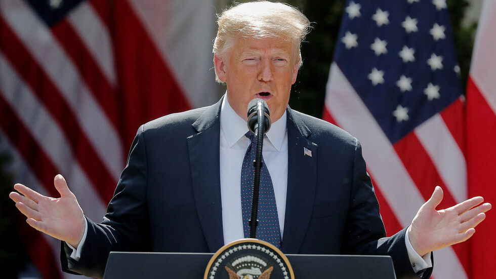 ترامب يفند تقارير عن 