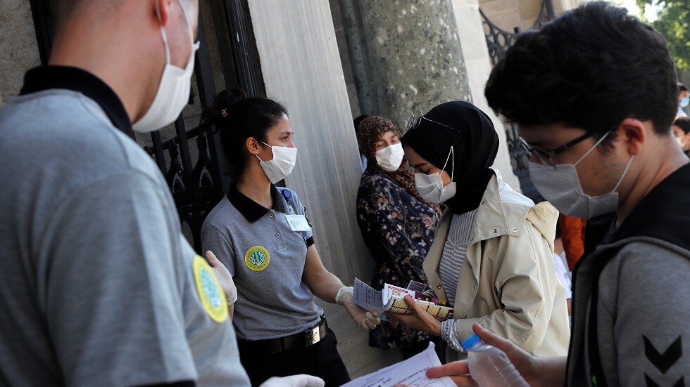 تركيا تسجل 16 وفاة و1293 إصابة جديدة بفيروس كورونا