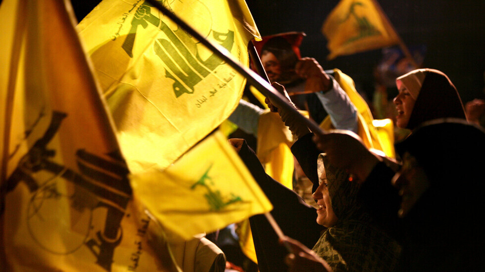بعد حادث شتم السيدة عائشة.. حزب الله وأمل يحذران
