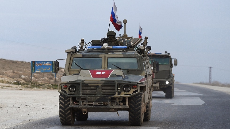 انفجار عبوة ناسفة تحت عربة تابعة للشرطة العسكرية الروسية في عين العرب شمال سوريا ولا إصابات