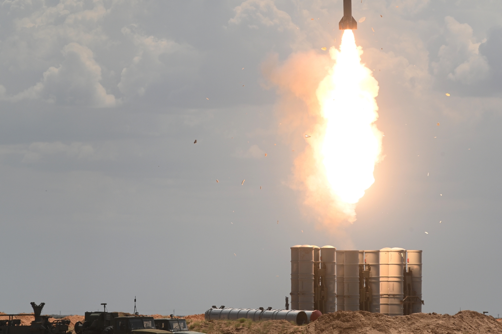 الجيش المصري يمتلك صواريخ دفاعية روسية لا مثيل لها (فيديو+صور)