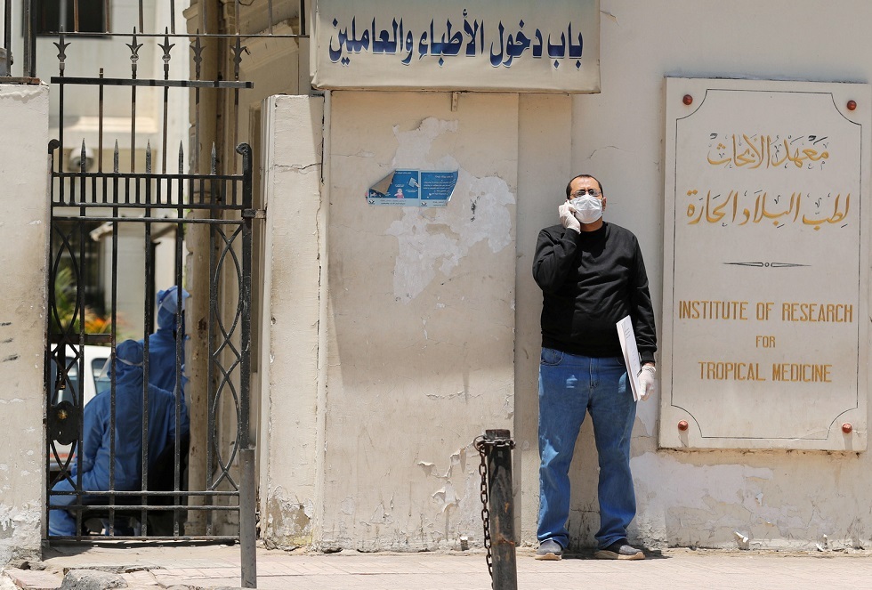 الصحة المصرية: 62 وفاة جديدة و1677 إصابة بفيروس كورونا المستجد