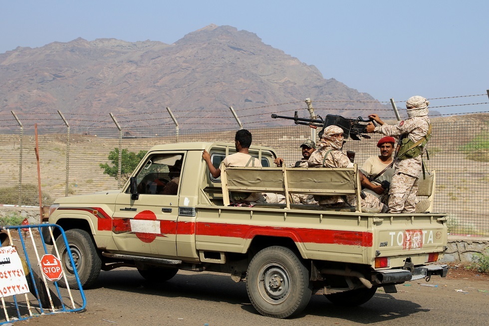 اليمن.. مواجهات بين القوات الحكومية والمجلس الانتقالي في أبين